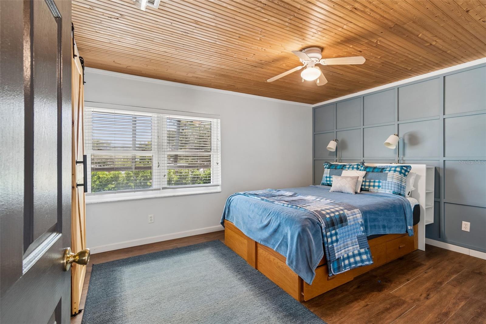 BRIDGEWATER TWNHMS - Residential