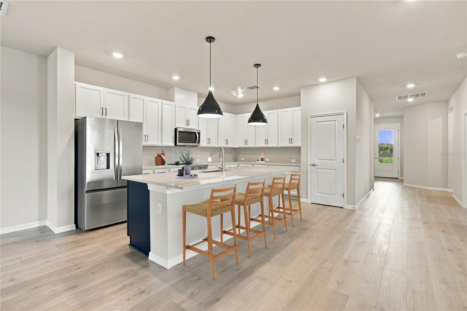 634 KINGSWOOD COURT