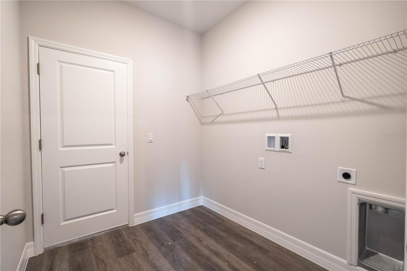 TAVARES BARKSDALES - Residential