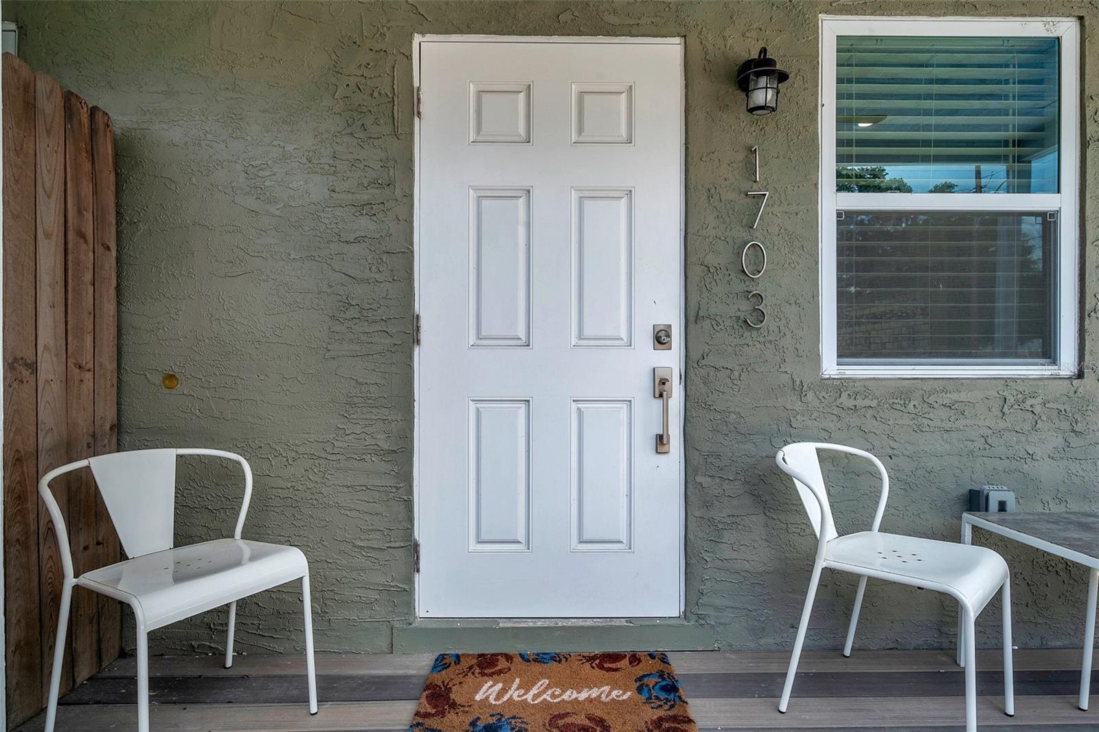 ST PETERSBURG INVESTMENT COS ADD TO OAK PARK - Residential Lease