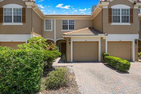 Townhouse in ORLANDO FL 6302 DAYSBROOK DRIVE.jpg