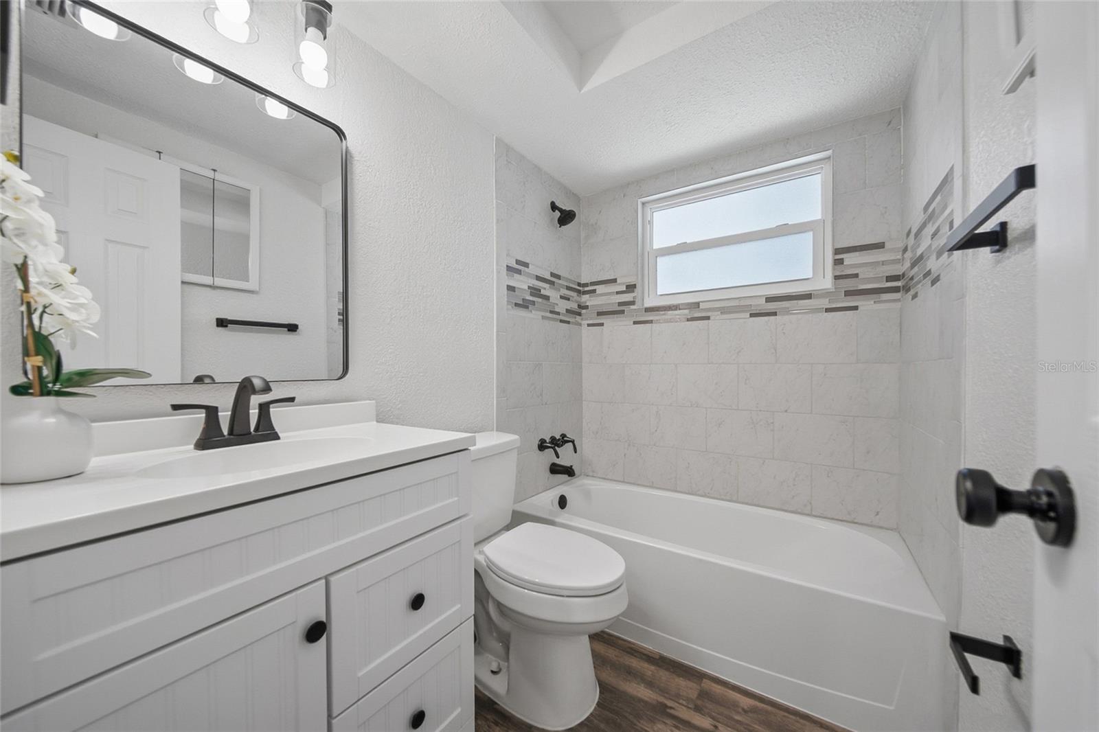 HOLIDAY LAKE ESTATES - Residential