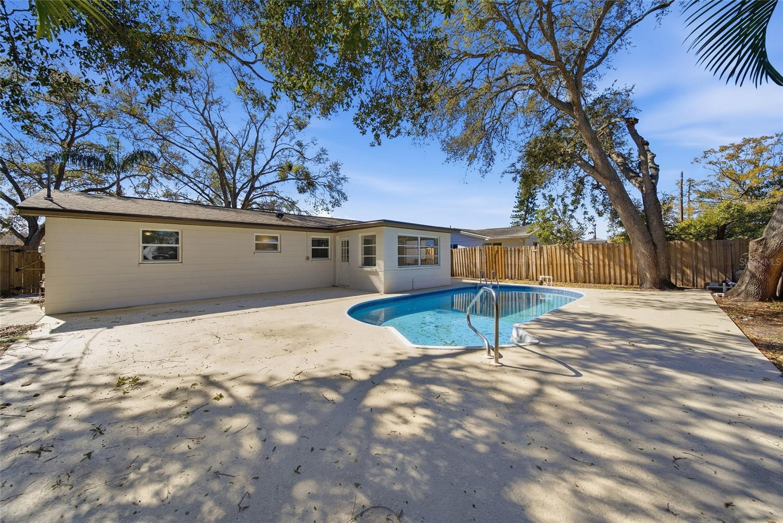 HOLIDAY LAKE ESTATES - Residential