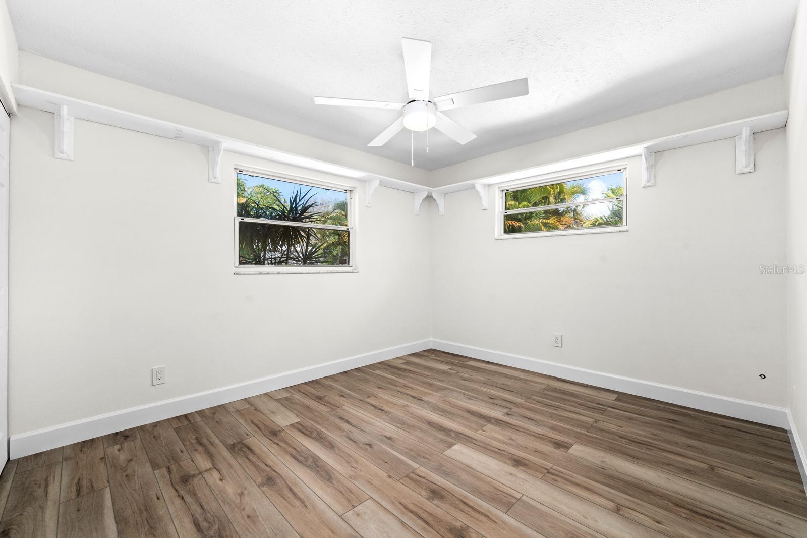 OVERLOOK DRIVE ESTATE - Residential