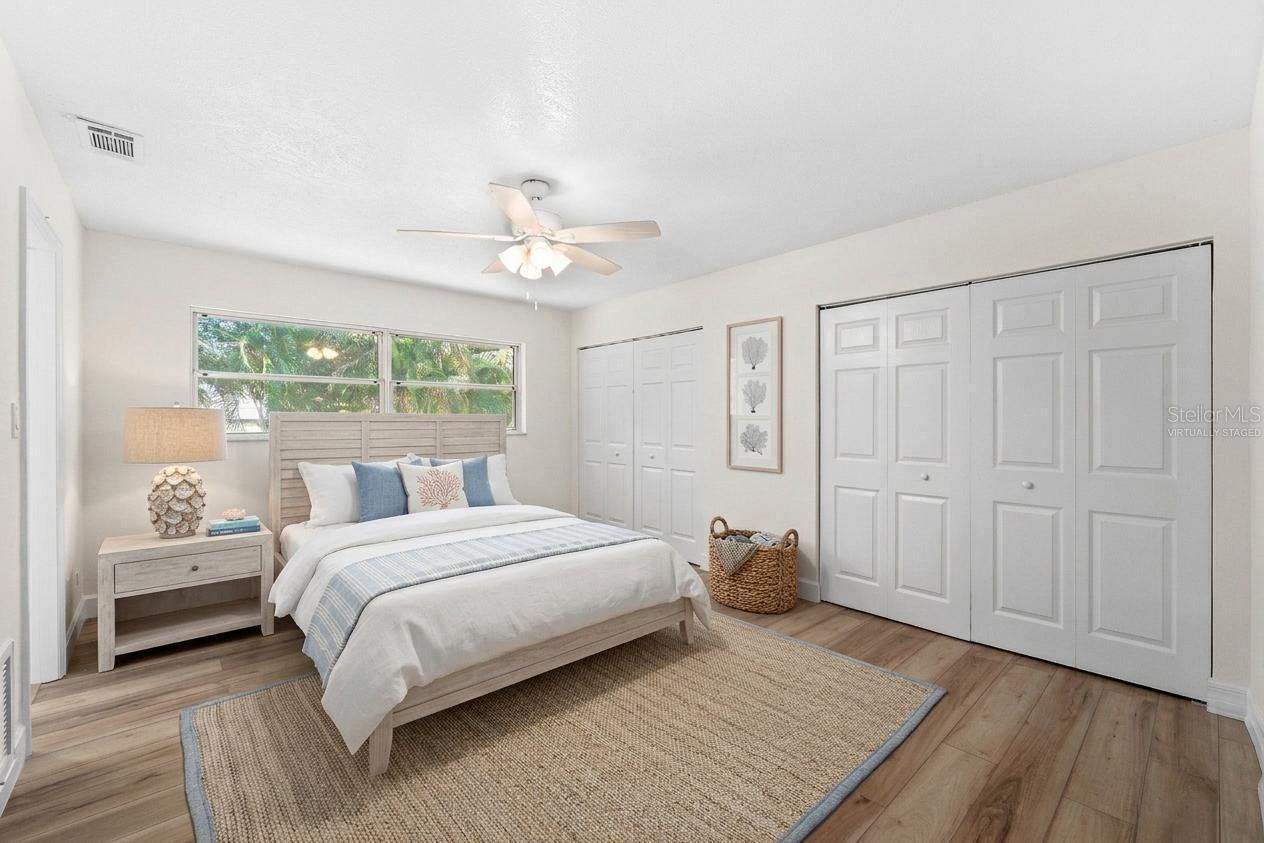 OVERLOOK DRIVE ESTATE - Residential