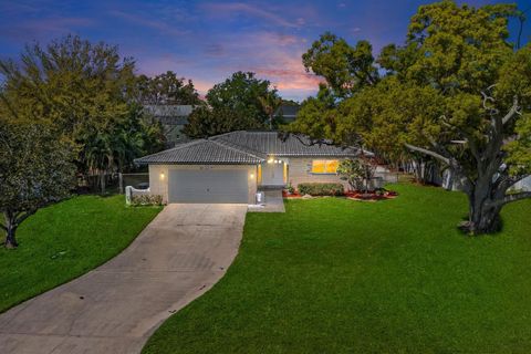 Photo of 4540 Bayshore Boulevard NE, St Petersburg, FL 33703 (MLS # TB8483324)