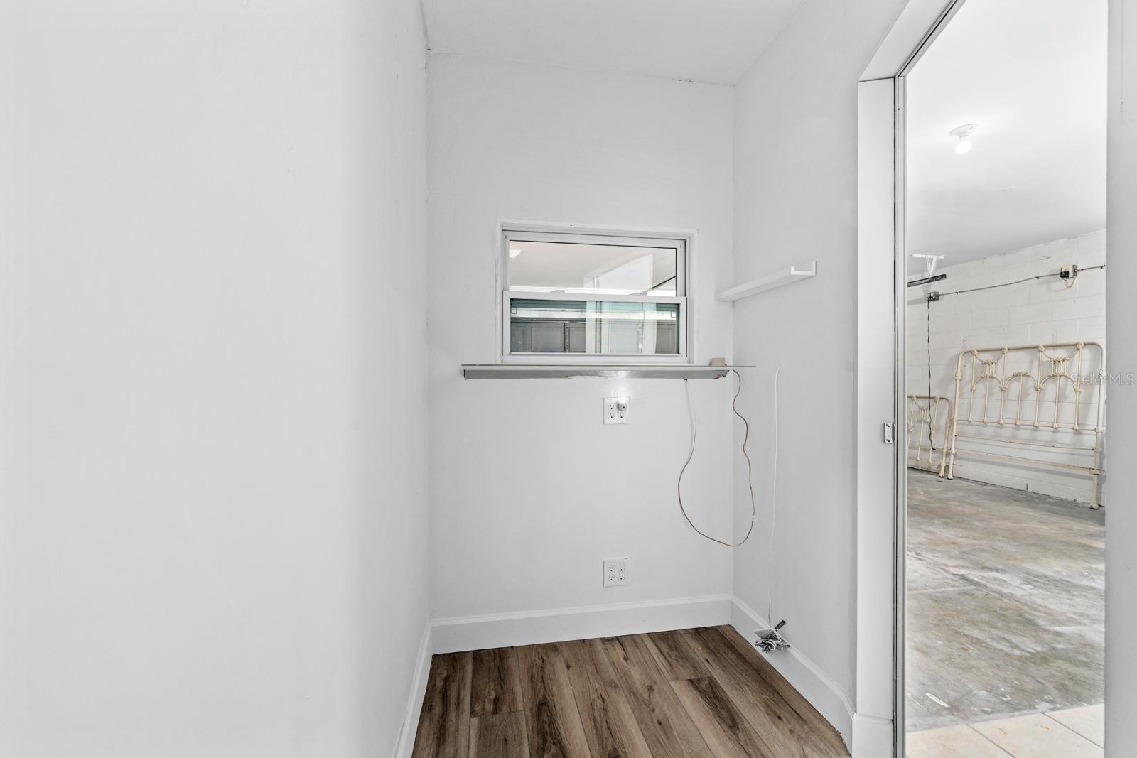 OVERLOOK DRIVE ESTATE - Residential