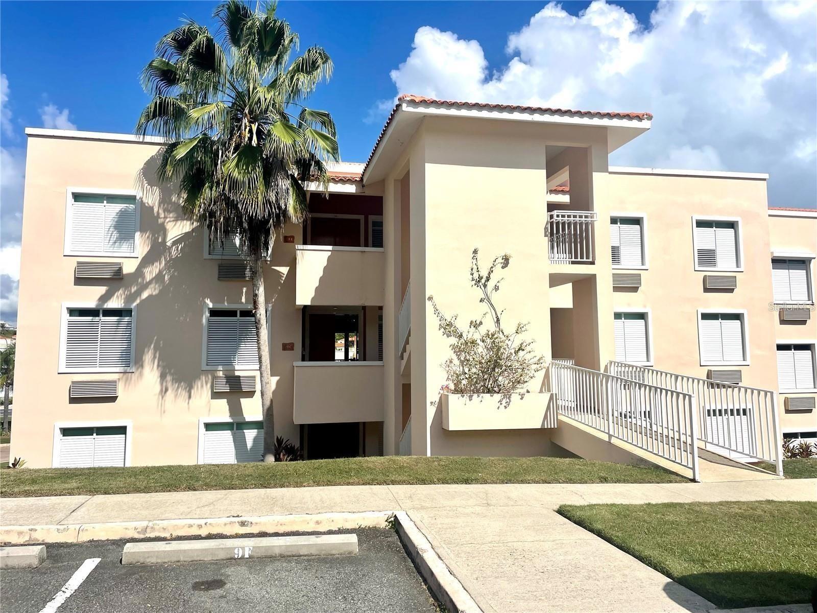 HARBOUR LAKES - Residential