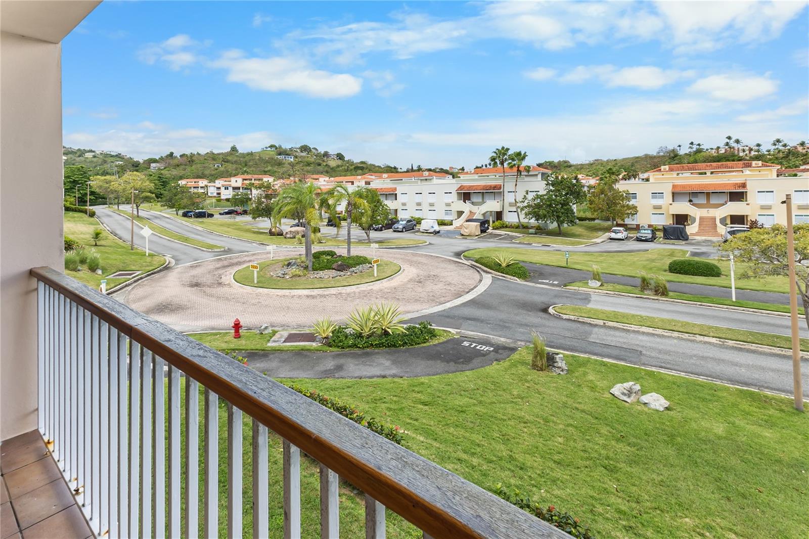 HARBOUR LAKES - Residential