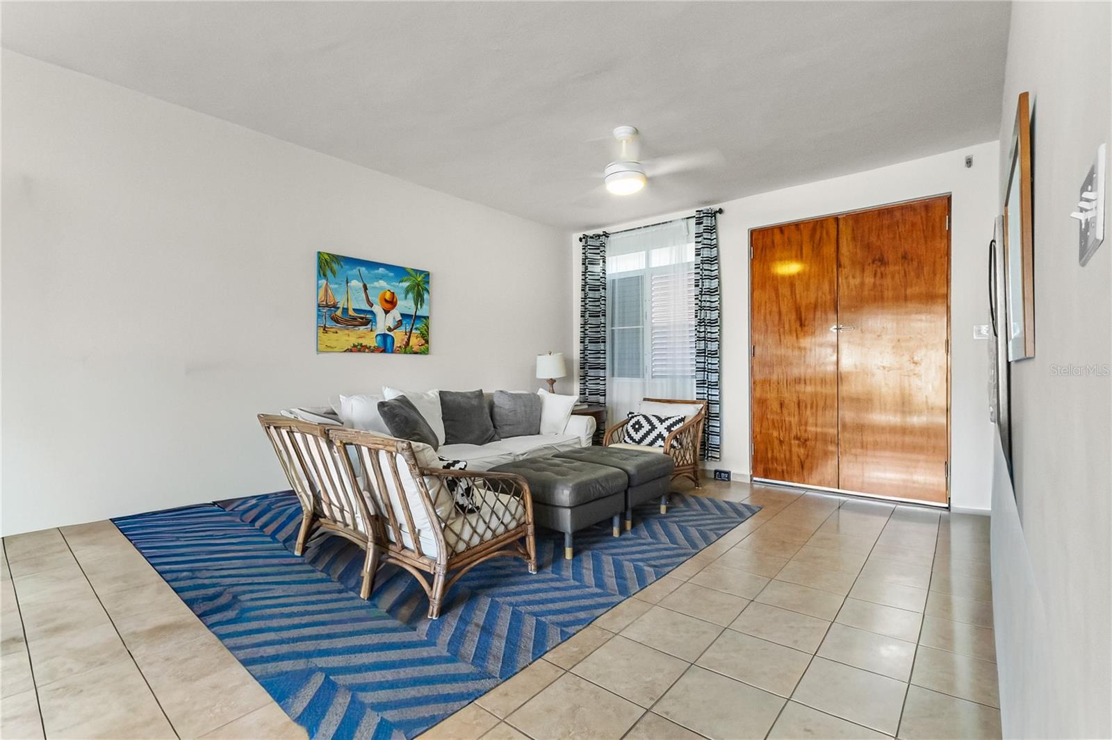 HARBOUR LAKES - Residential