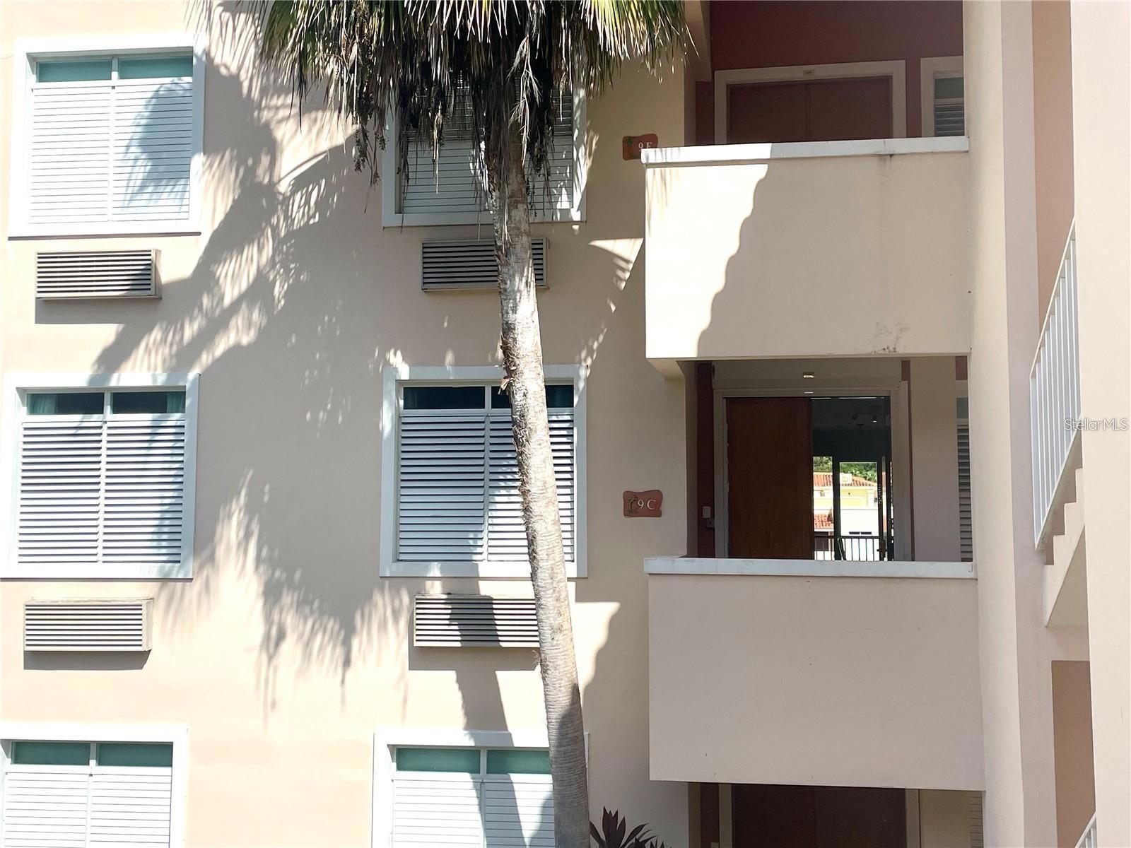 HARBOUR LAKES - Residential