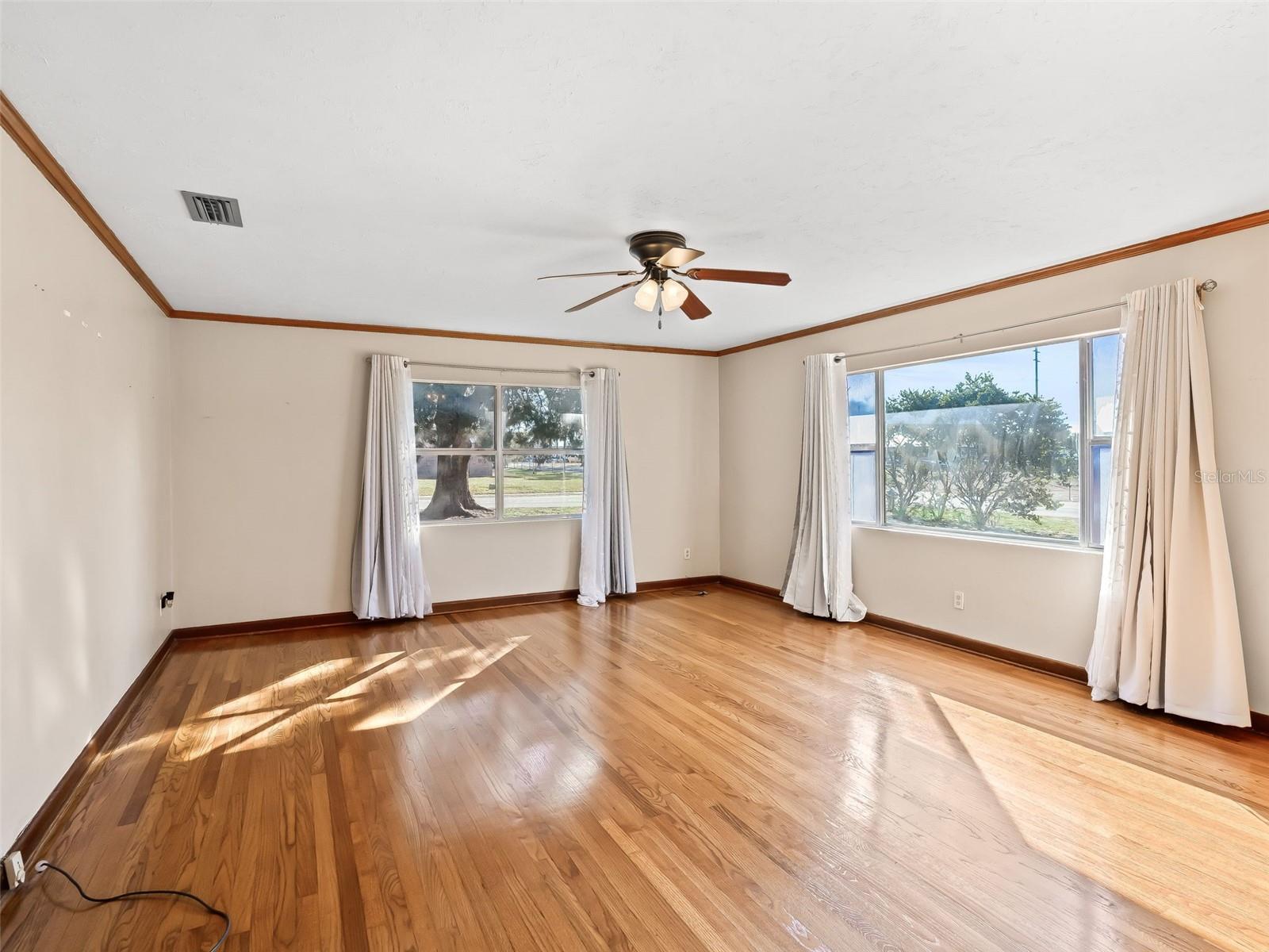 ORANGE TERRACE - Residential