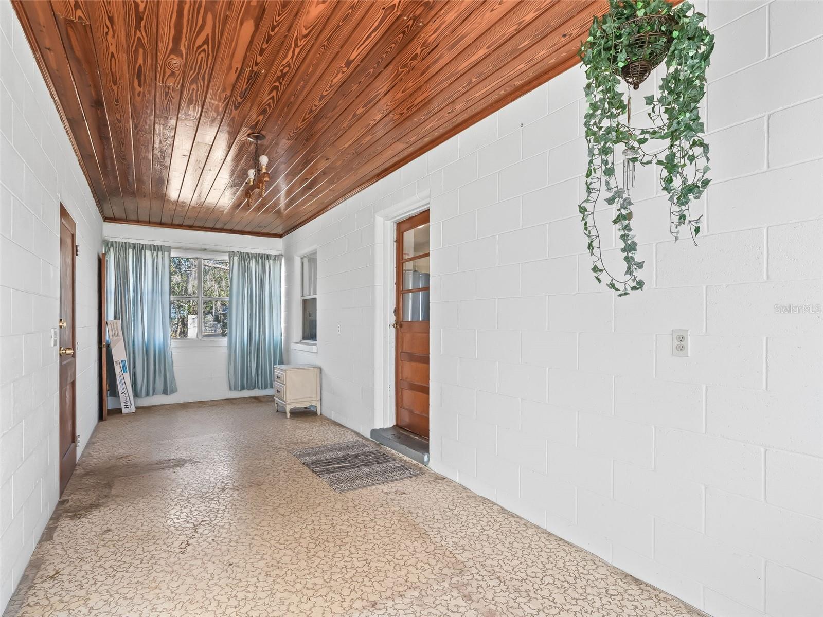 ORANGE TERRACE - Residential