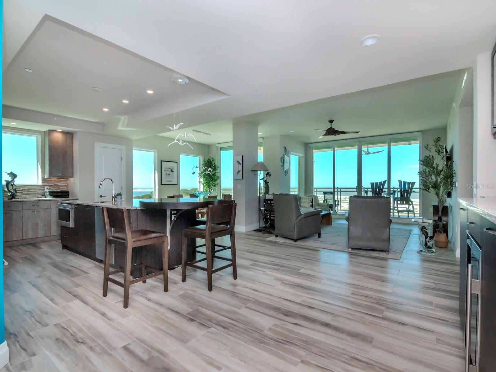 SUNSET POINTE AT COLLANY KEY II CONDO - Residential