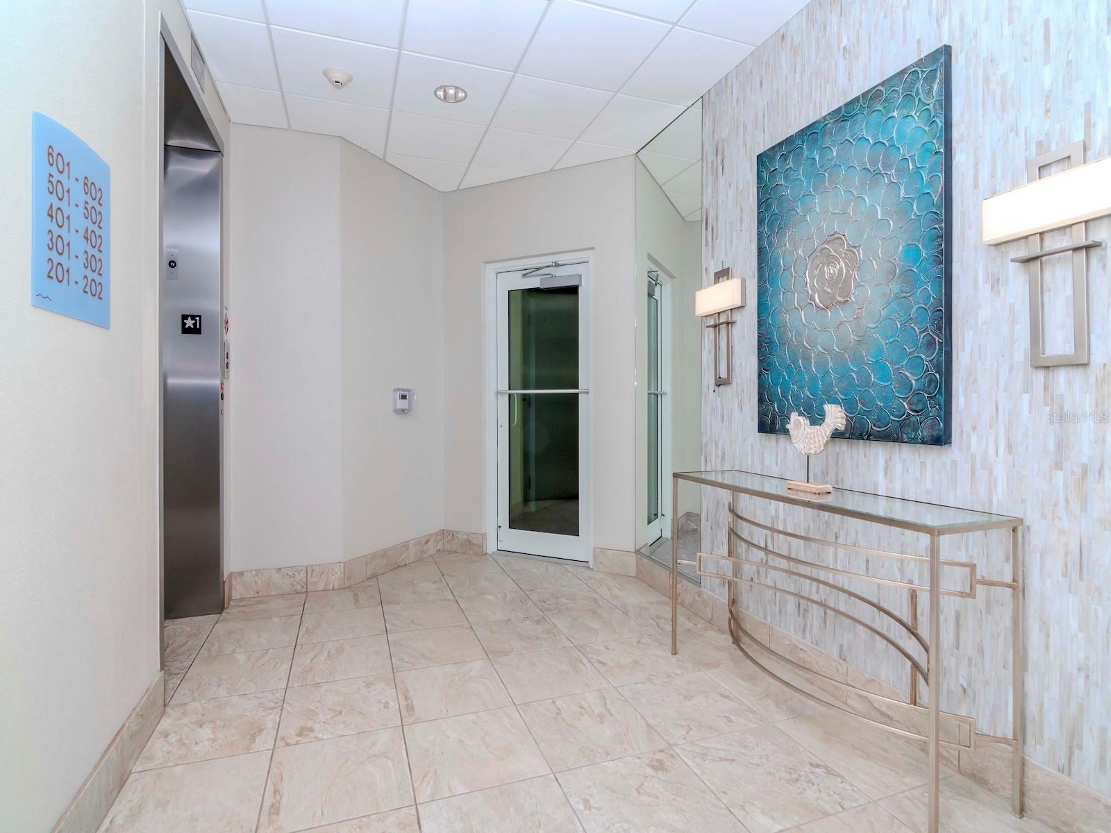 SUNSET POINTE AT COLLANY KEY II CONDO - Residential
