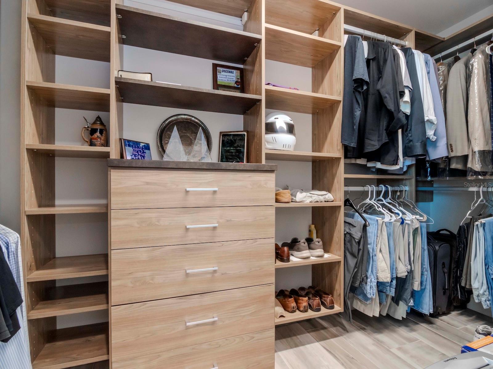 SUNSET POINTE AT COLLANY KEY II CONDO - Residential