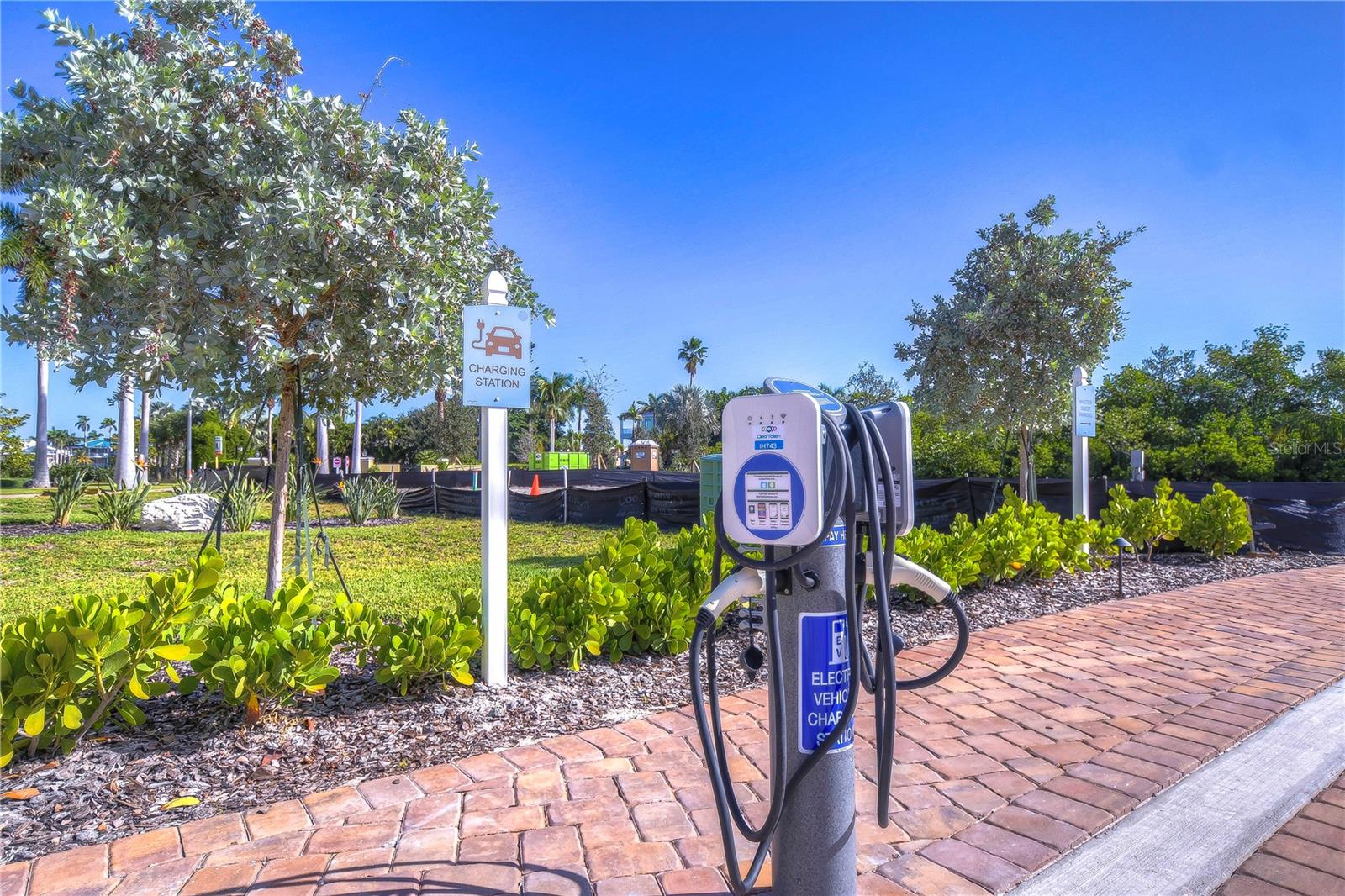 SUNSET POINTE AT COLLANY KEY II CONDO - Residential