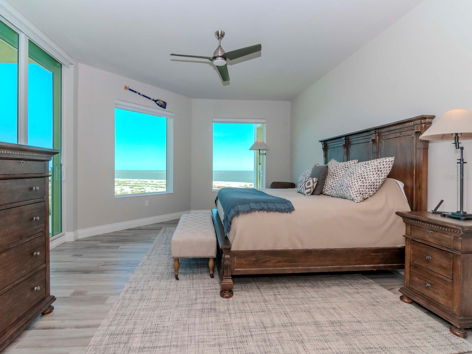 SUNSET POINTE AT COLLANY KEY II CONDO - Residential