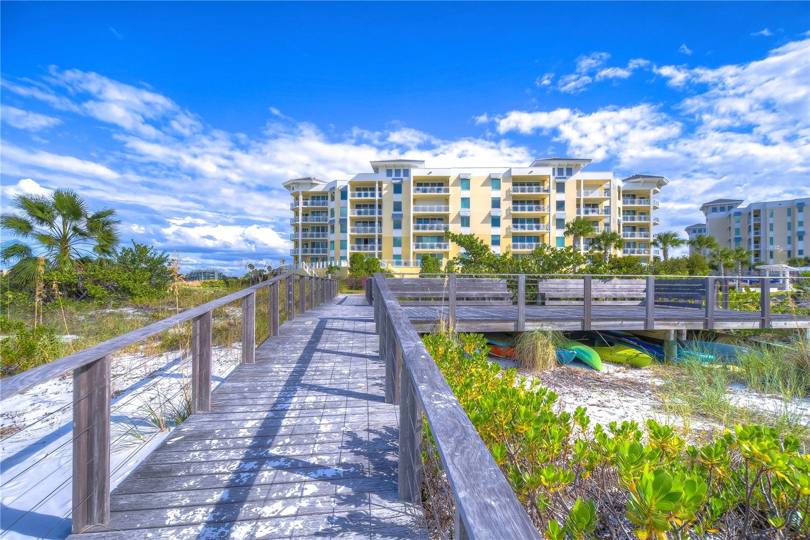 SUNSET POINTE AT COLLANY KEY II CONDO - Residential
