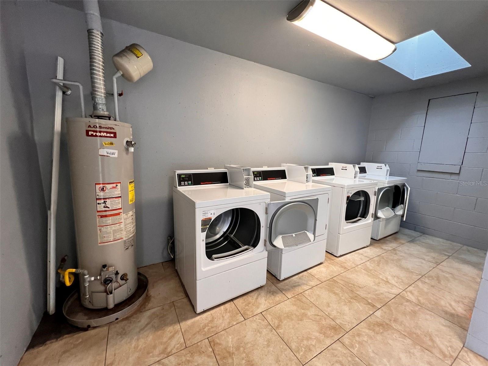 RIVERSIDE PARK SEC A - Residential Lease