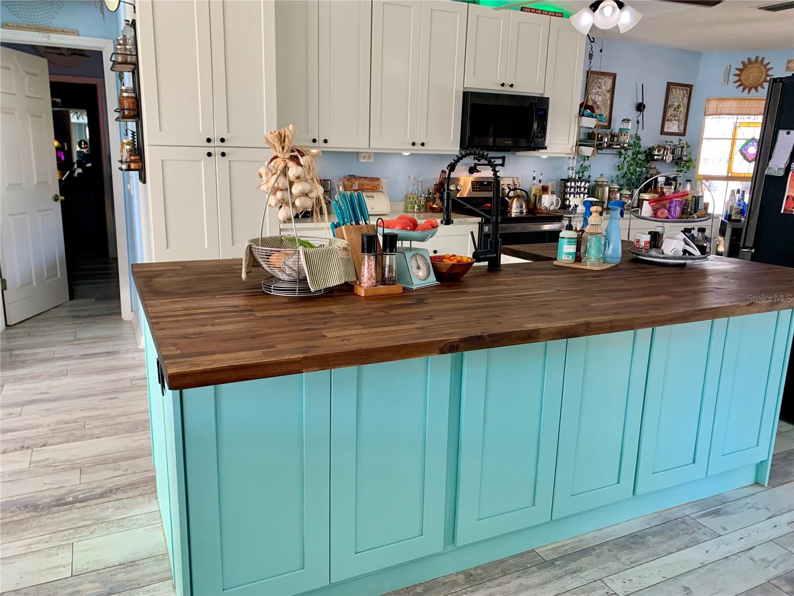 RIVERWOOD UNIT 01 - Residential