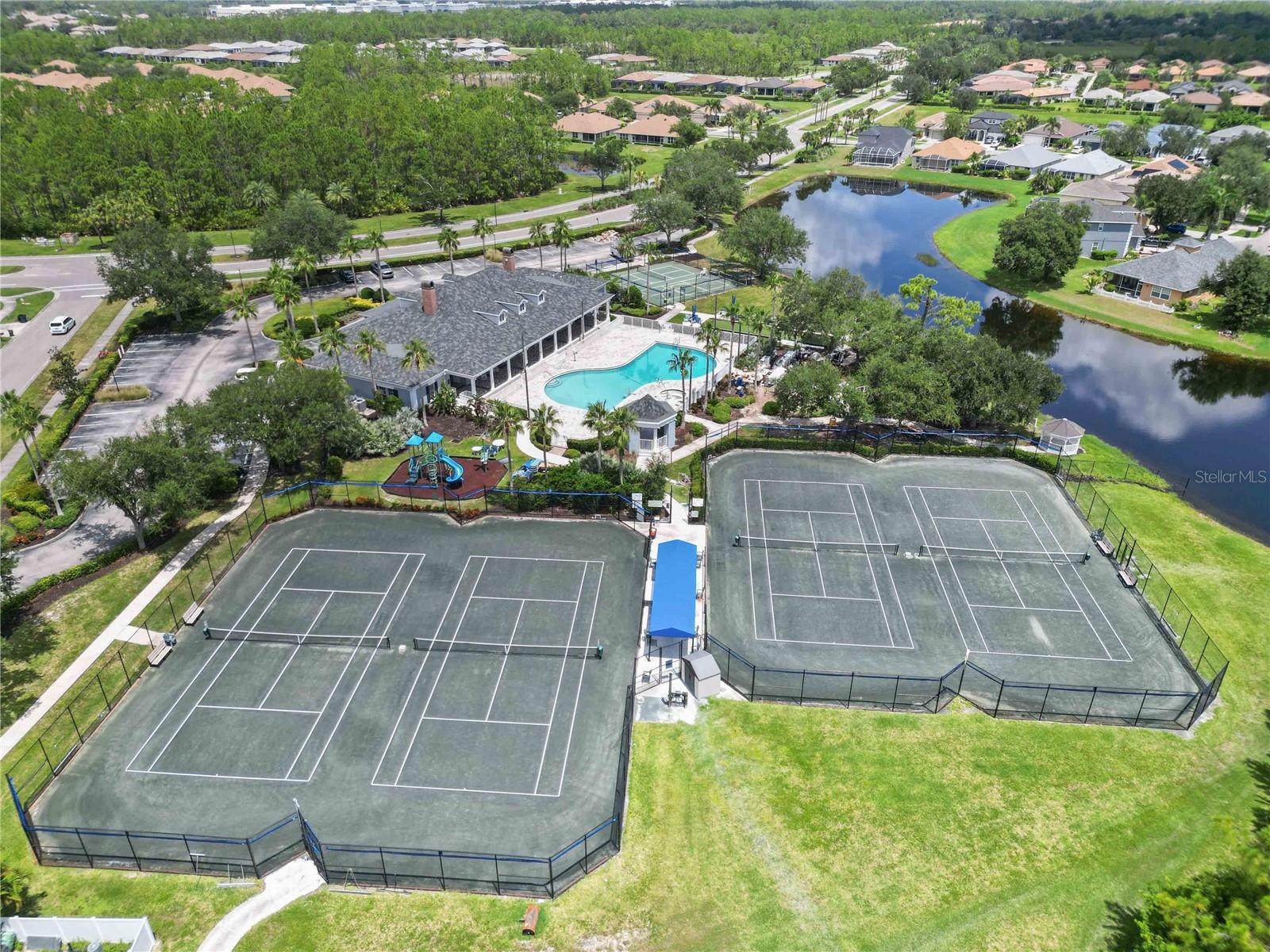 LAKESIDE PLANTATION - Residential