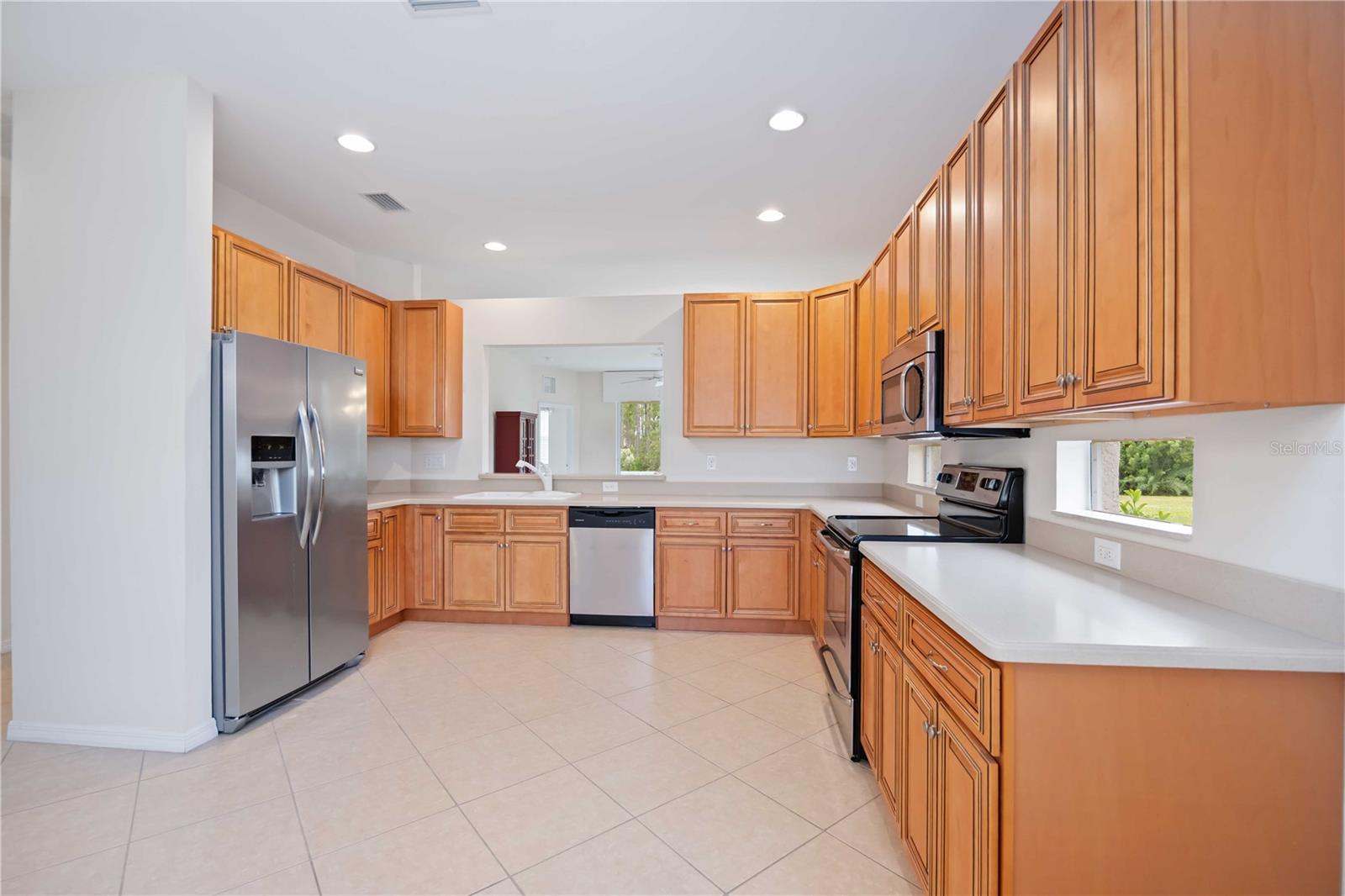 LAKESIDE PLANTATION - Residential