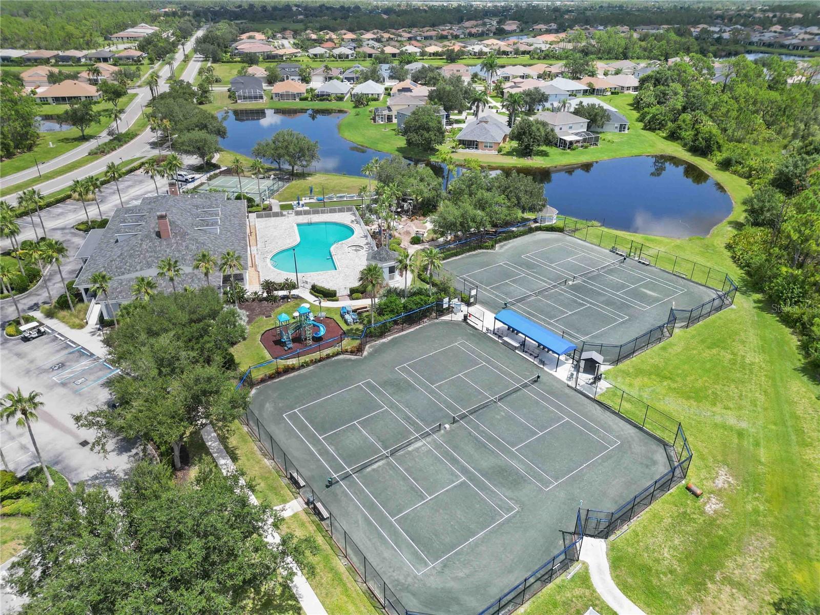 LAKESIDE PLANTATION - Residential