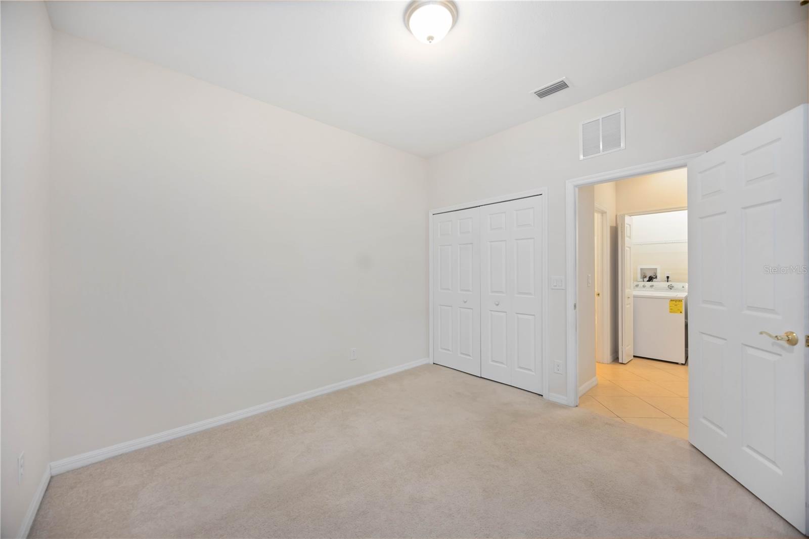 LAKESIDE PLANTATION - Residential