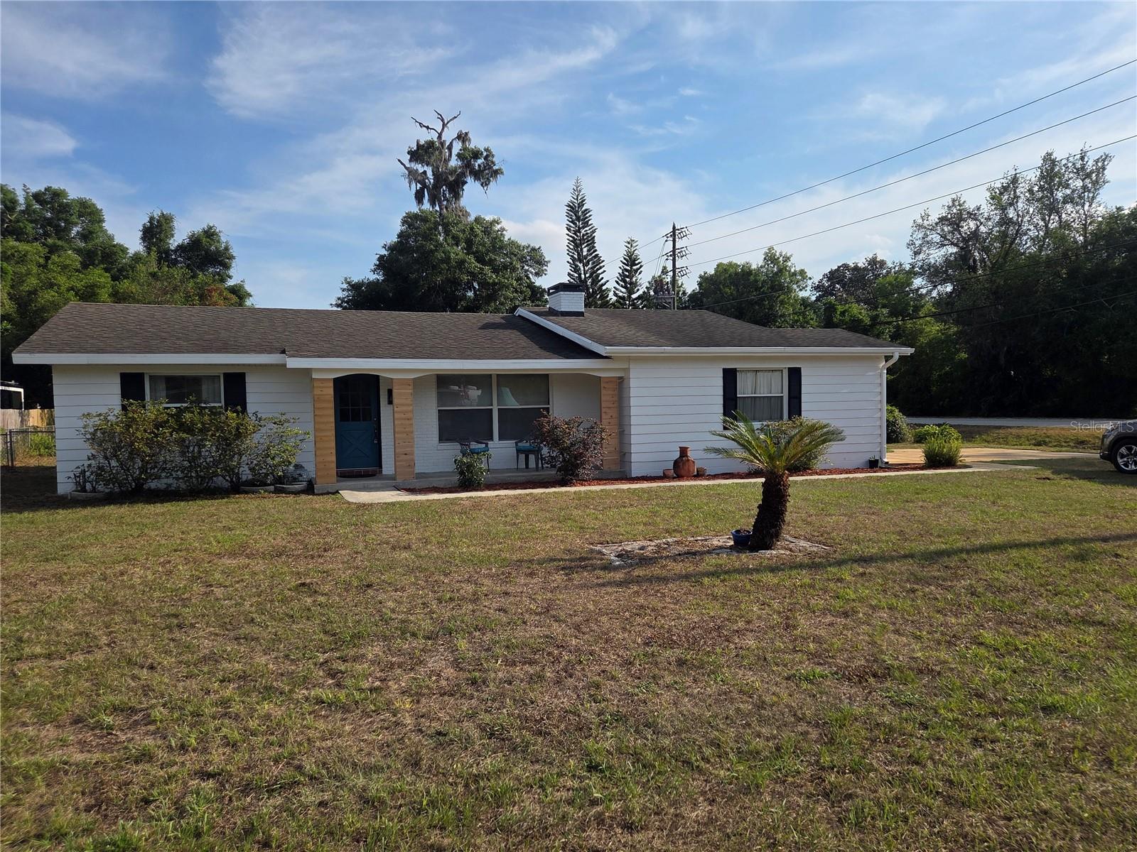 2204 POINSETTIA DRIVE