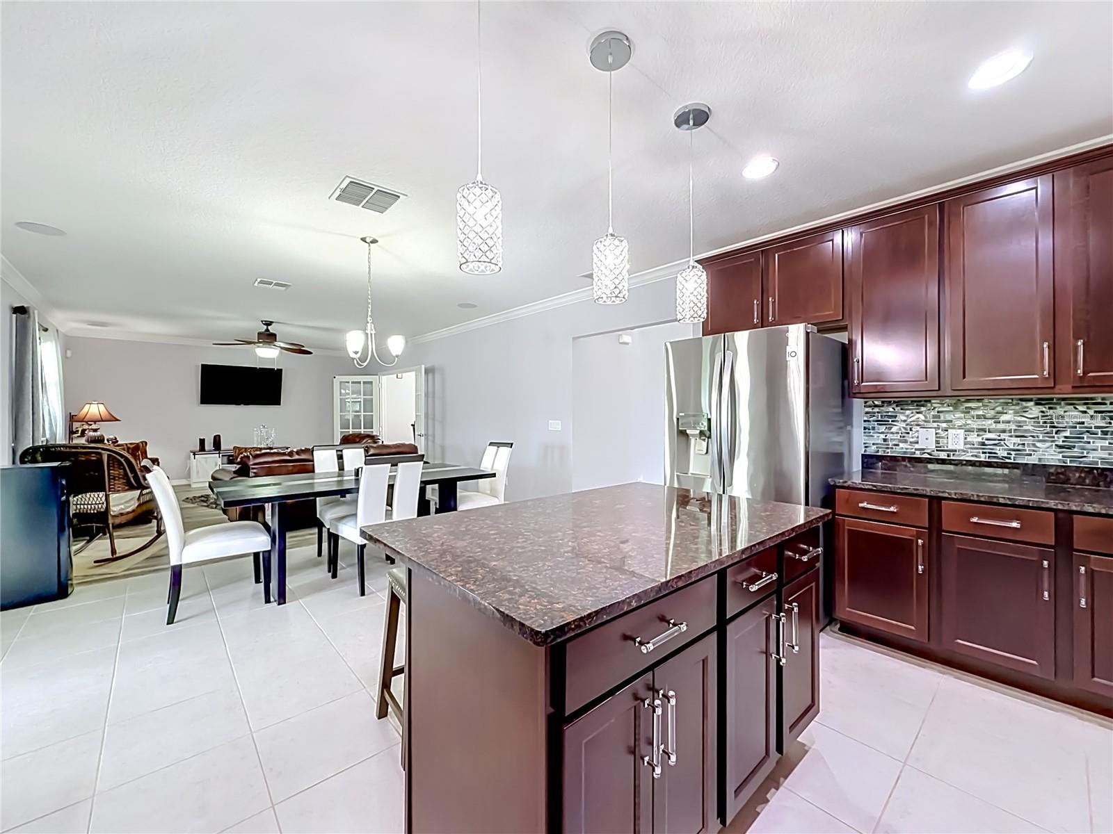 KNIGHT LAKE ESTATES - Residential