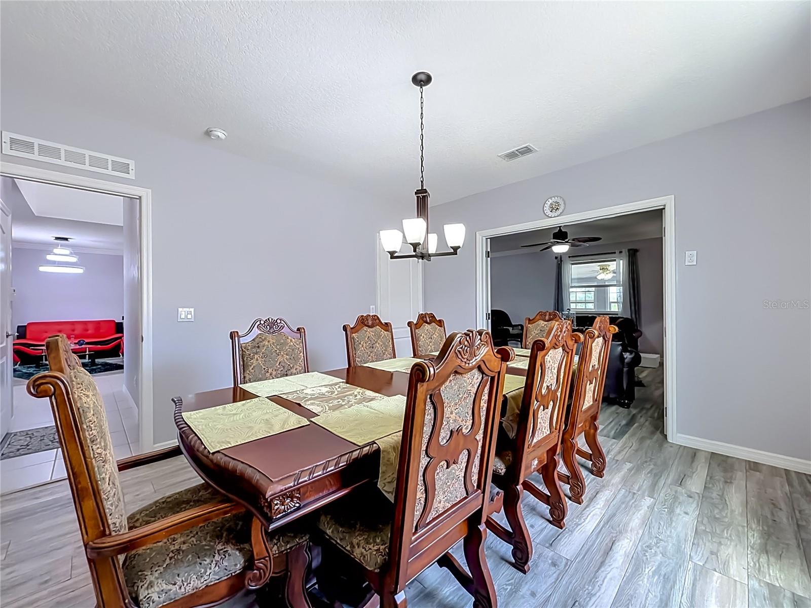 KNIGHT LAKE ESTATES - Residential