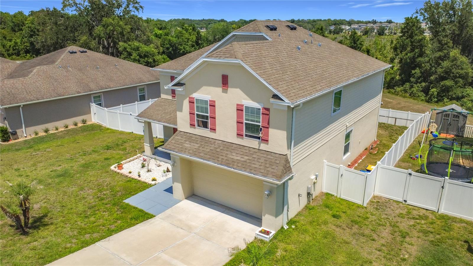 KNIGHT LAKE ESTATES - Residential