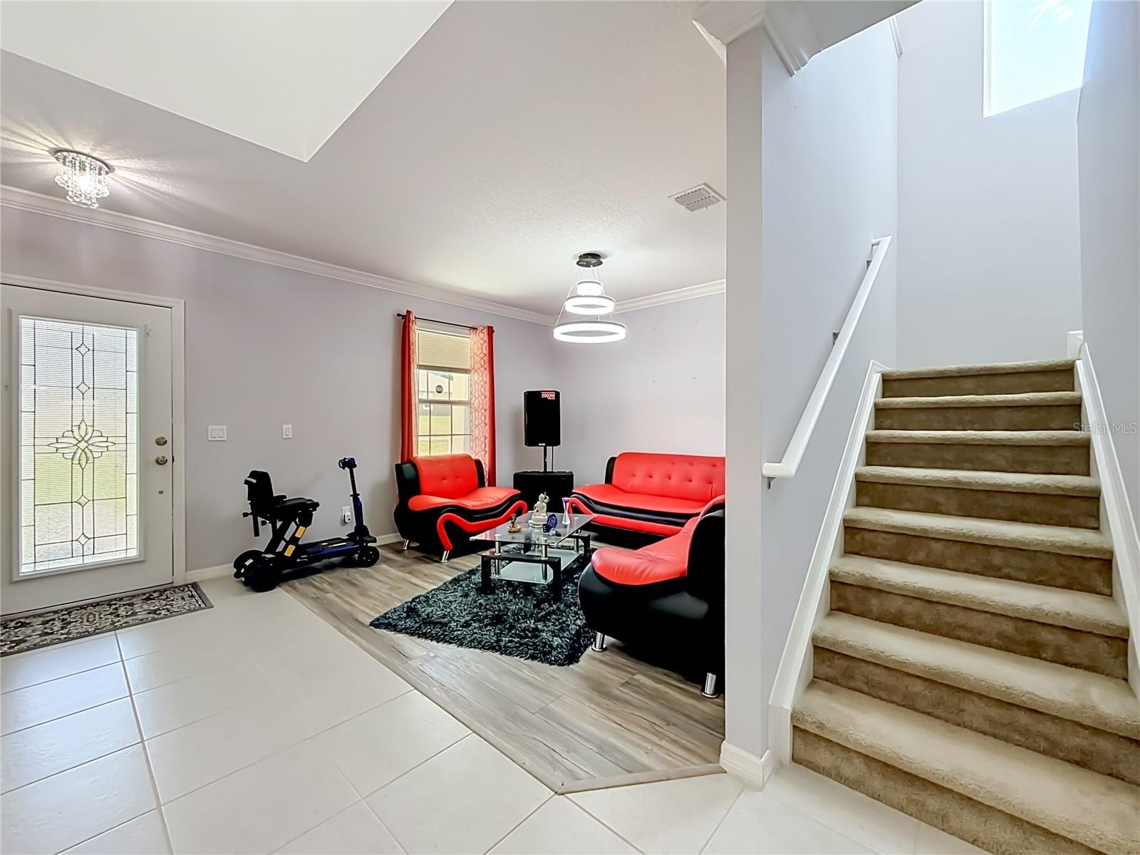KNIGHT LAKE ESTATES - Residential