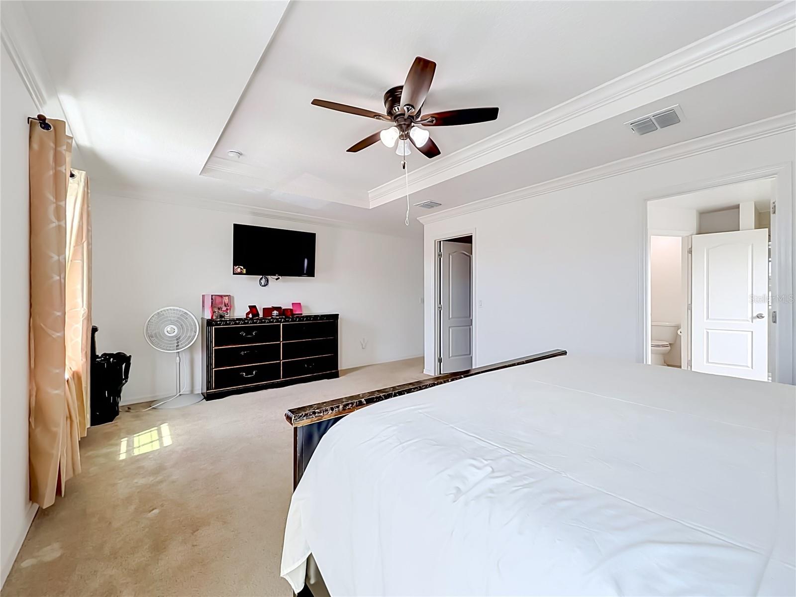 KNIGHT LAKE ESTATES - Residential