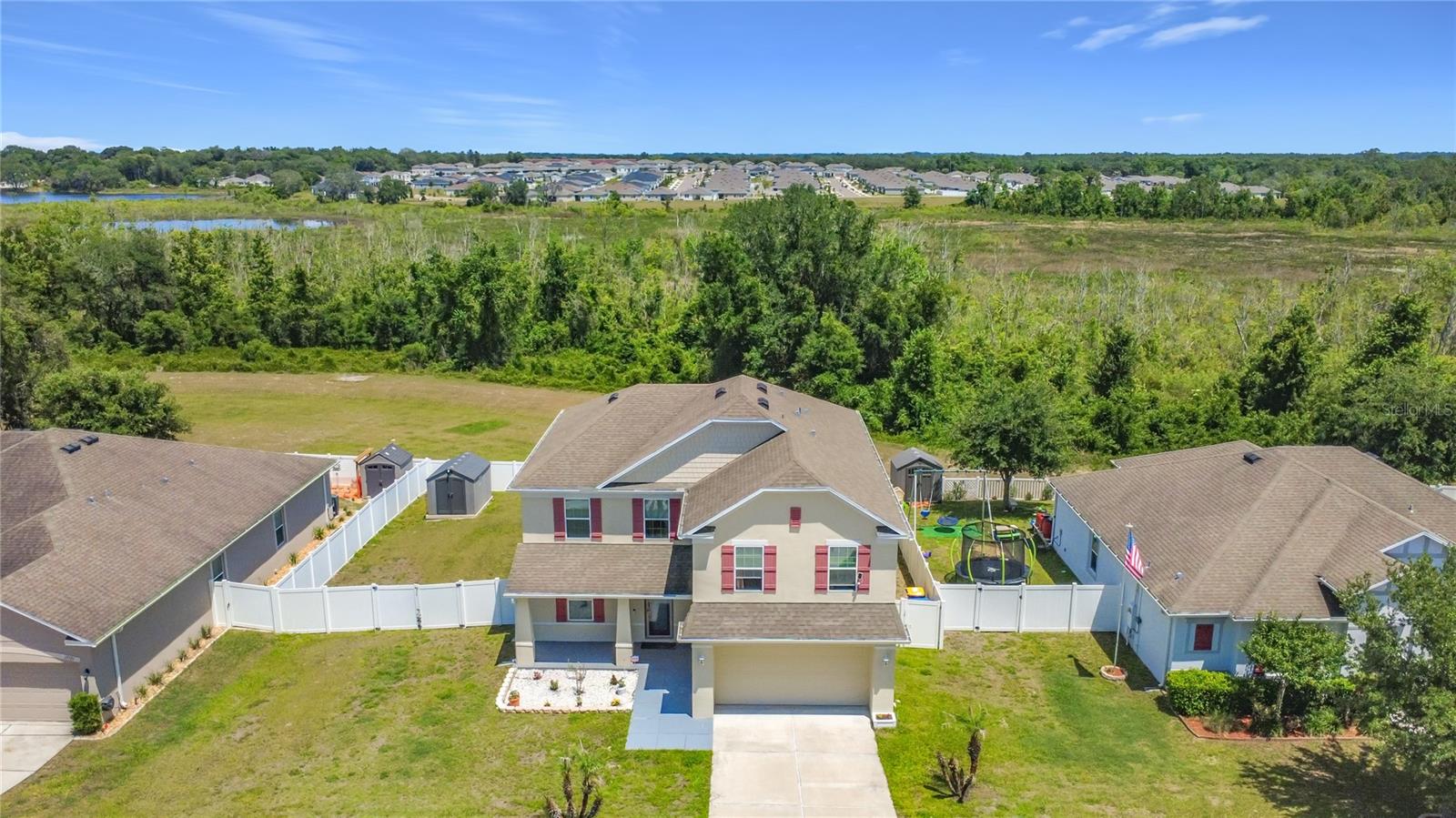 KNIGHT LAKE ESTATES - Residential