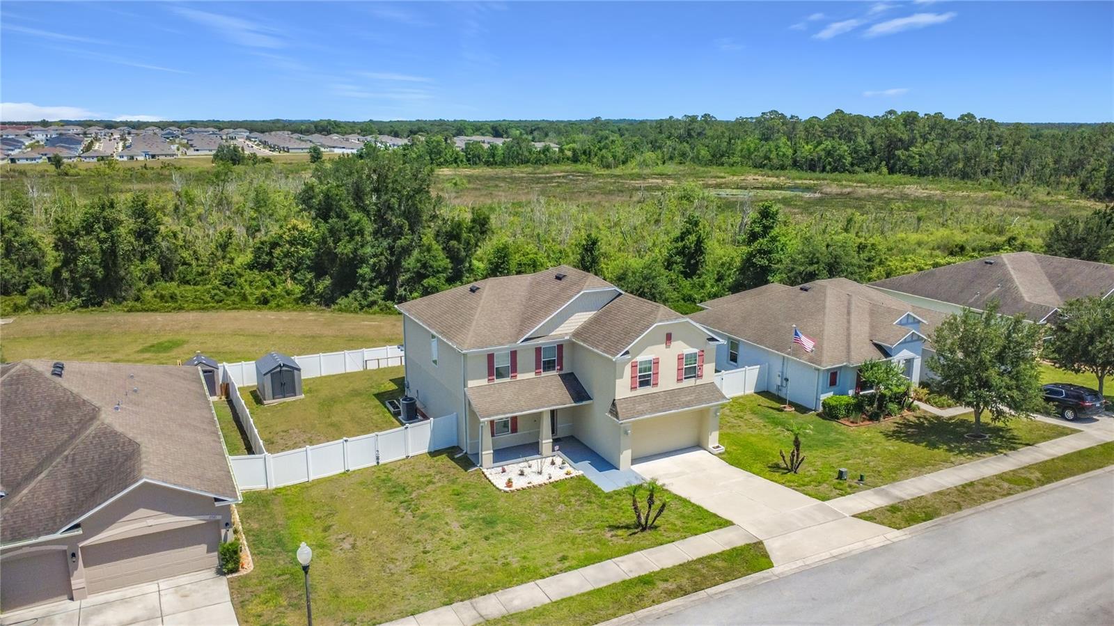 KNIGHT LAKE ESTATES - Residential