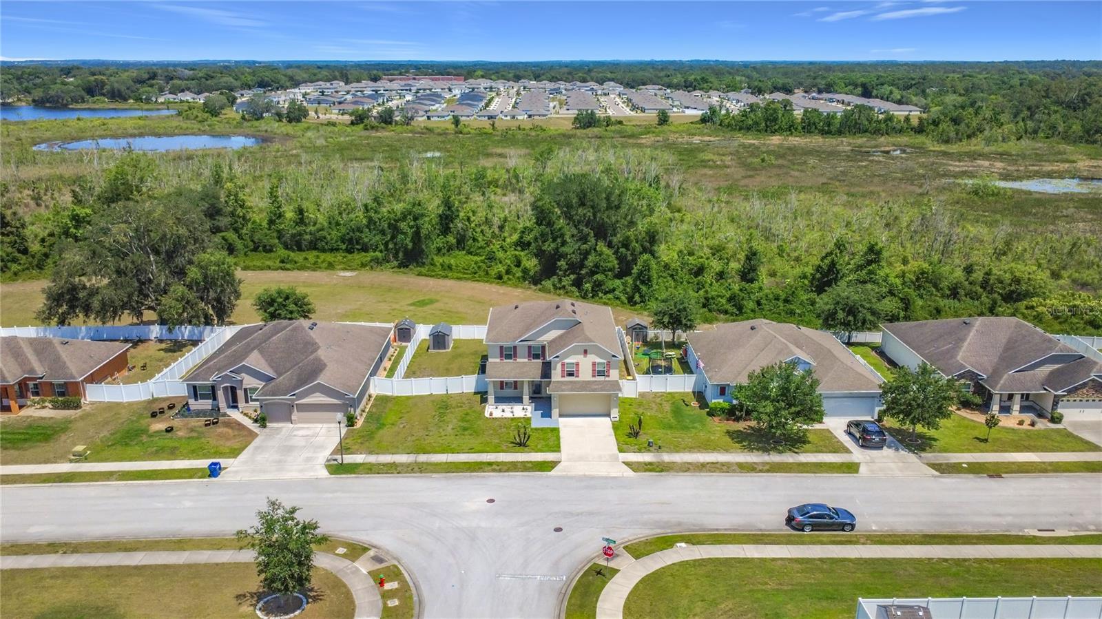 KNIGHT LAKE ESTATES - Residential