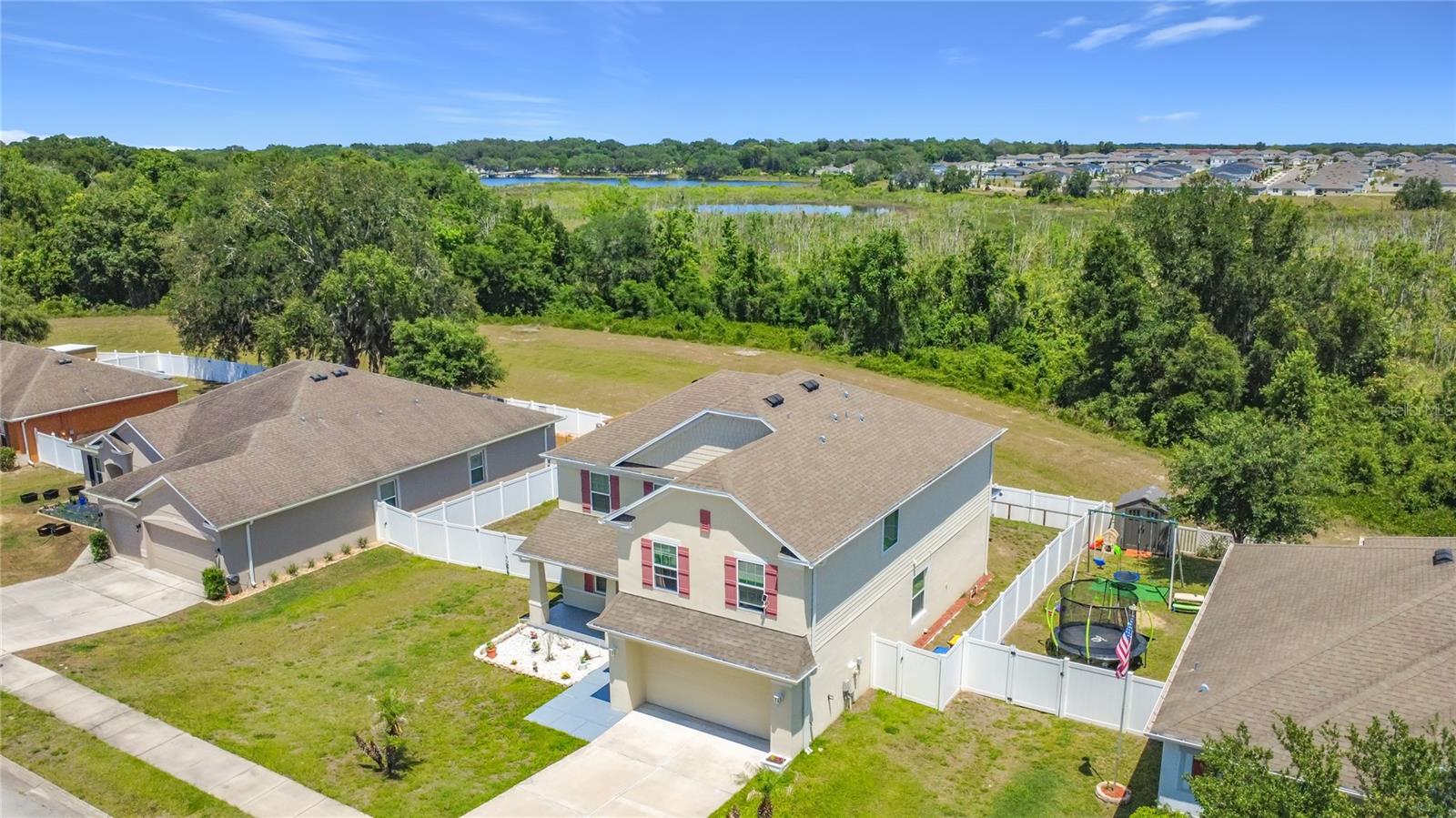 KNIGHT LAKE ESTATES - Residential