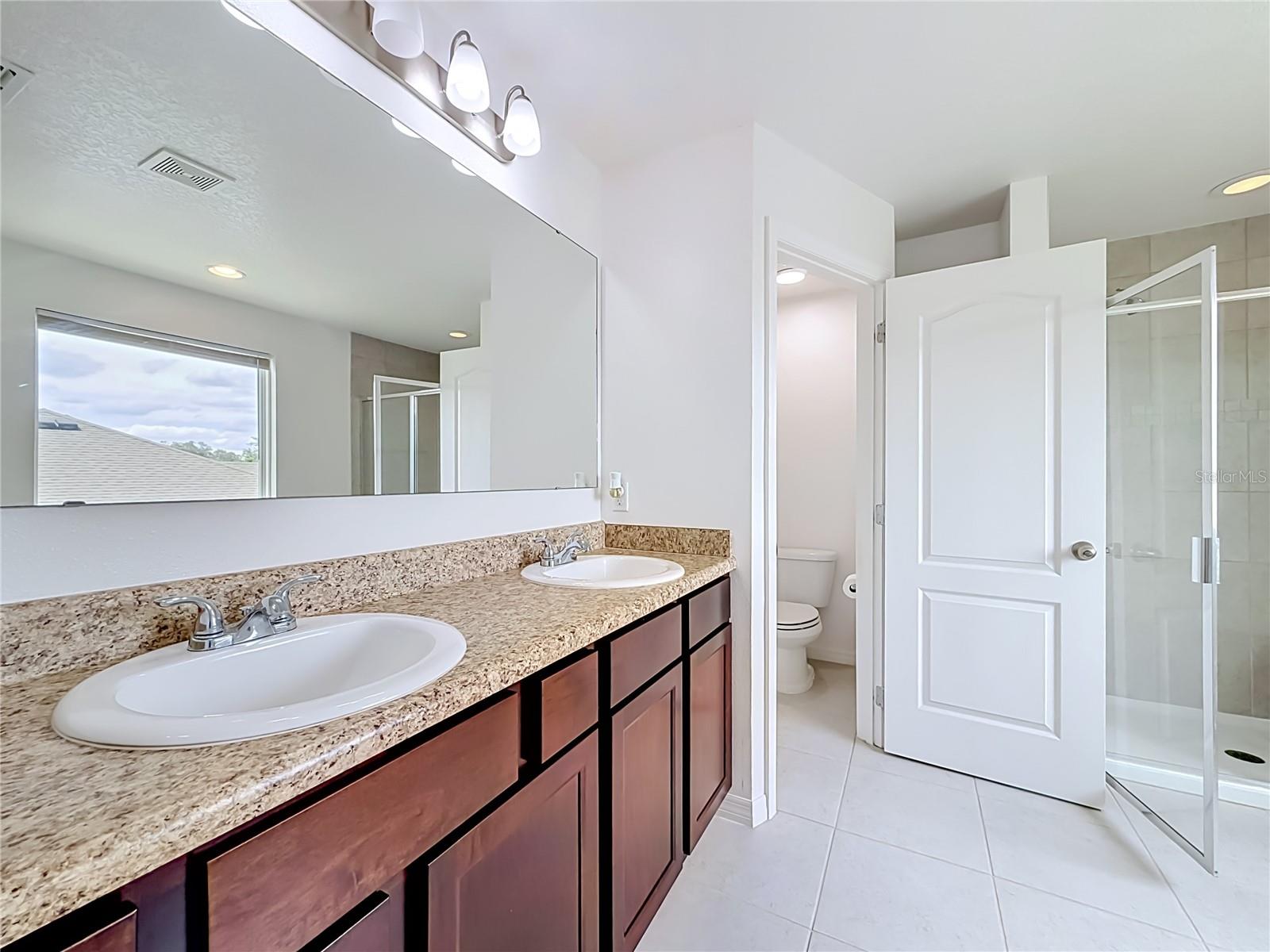 KNIGHT LAKE ESTATES - Residential