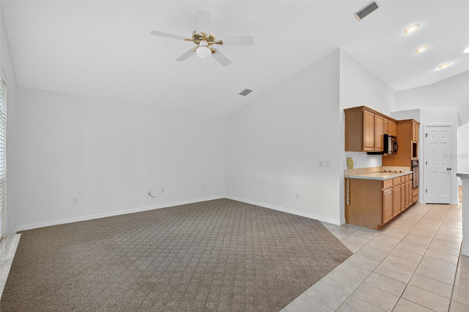 PALM COAST/EASTHAMPTON SEC 34 - Residential