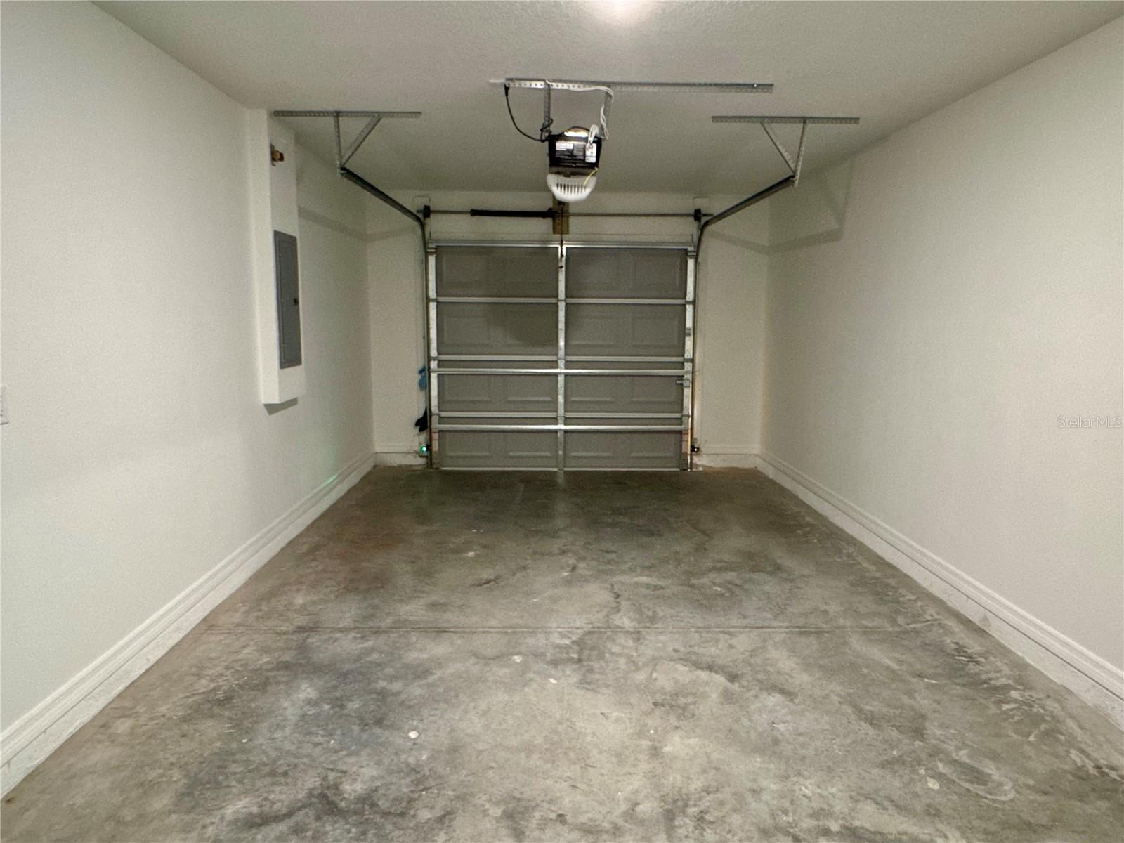 INVERNESS HIGHLANDS SOUTH - Residential Lease