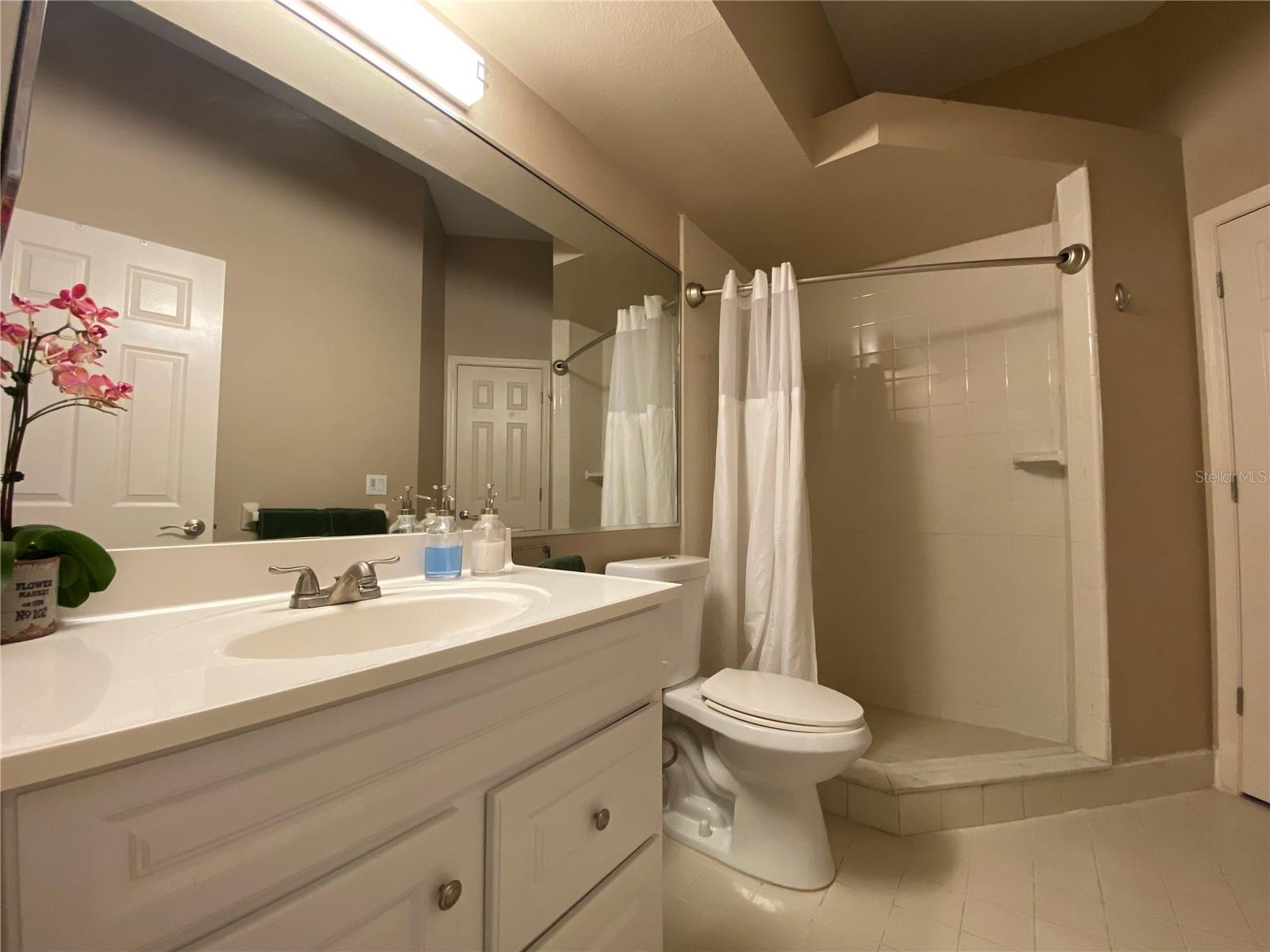 HUNTERS CREEK TR 135 PH 03 - Residential