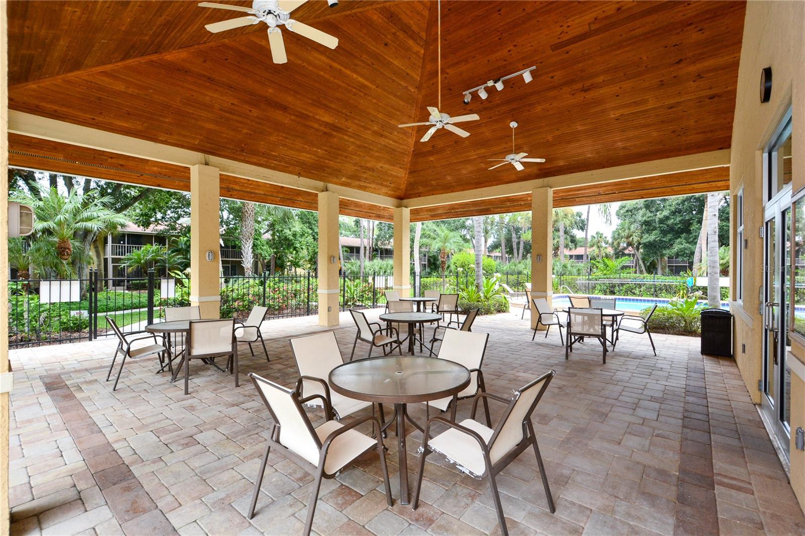 PARK VIEW - Residential