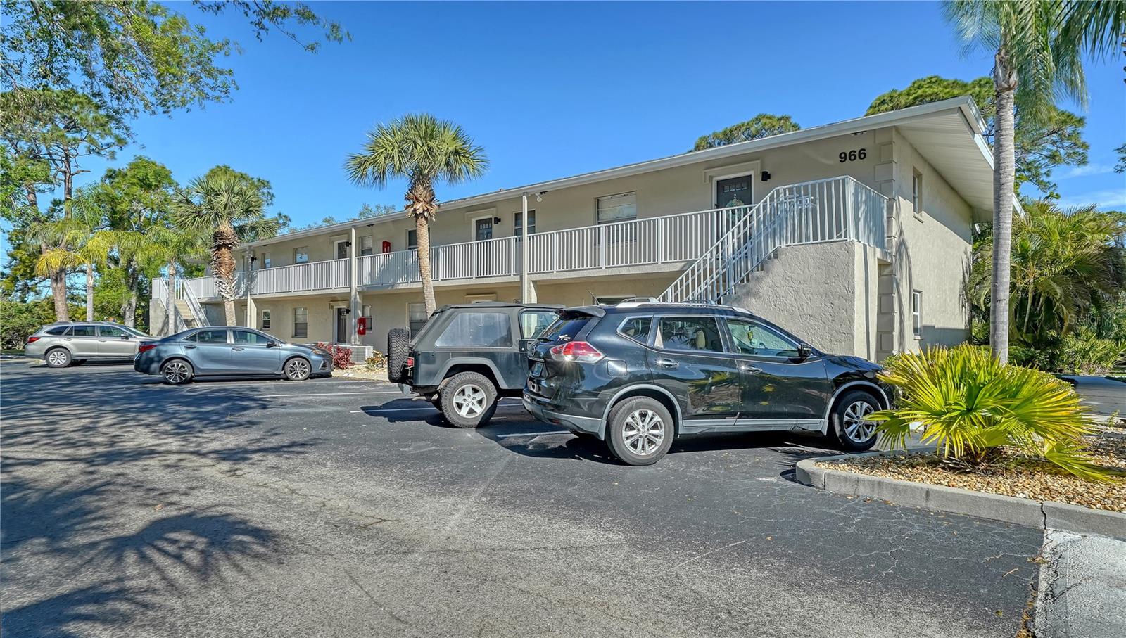 966 LA COSTA CIRCLE #1