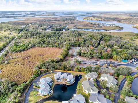 A home in CRYSTAL RIVER