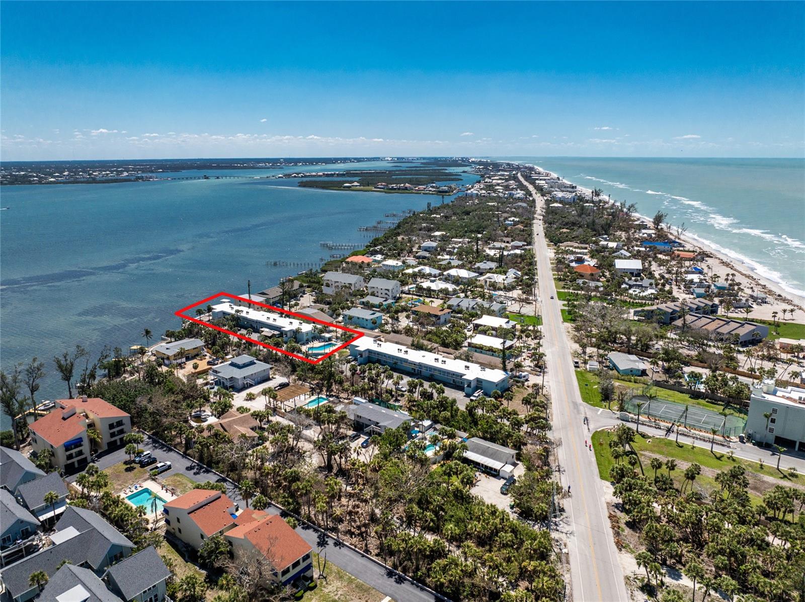 TIKI APTS BLDG 01 - Residential