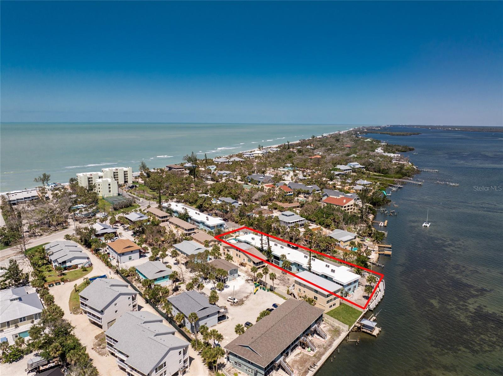 TIKI APTS BLDG 01 - Residential