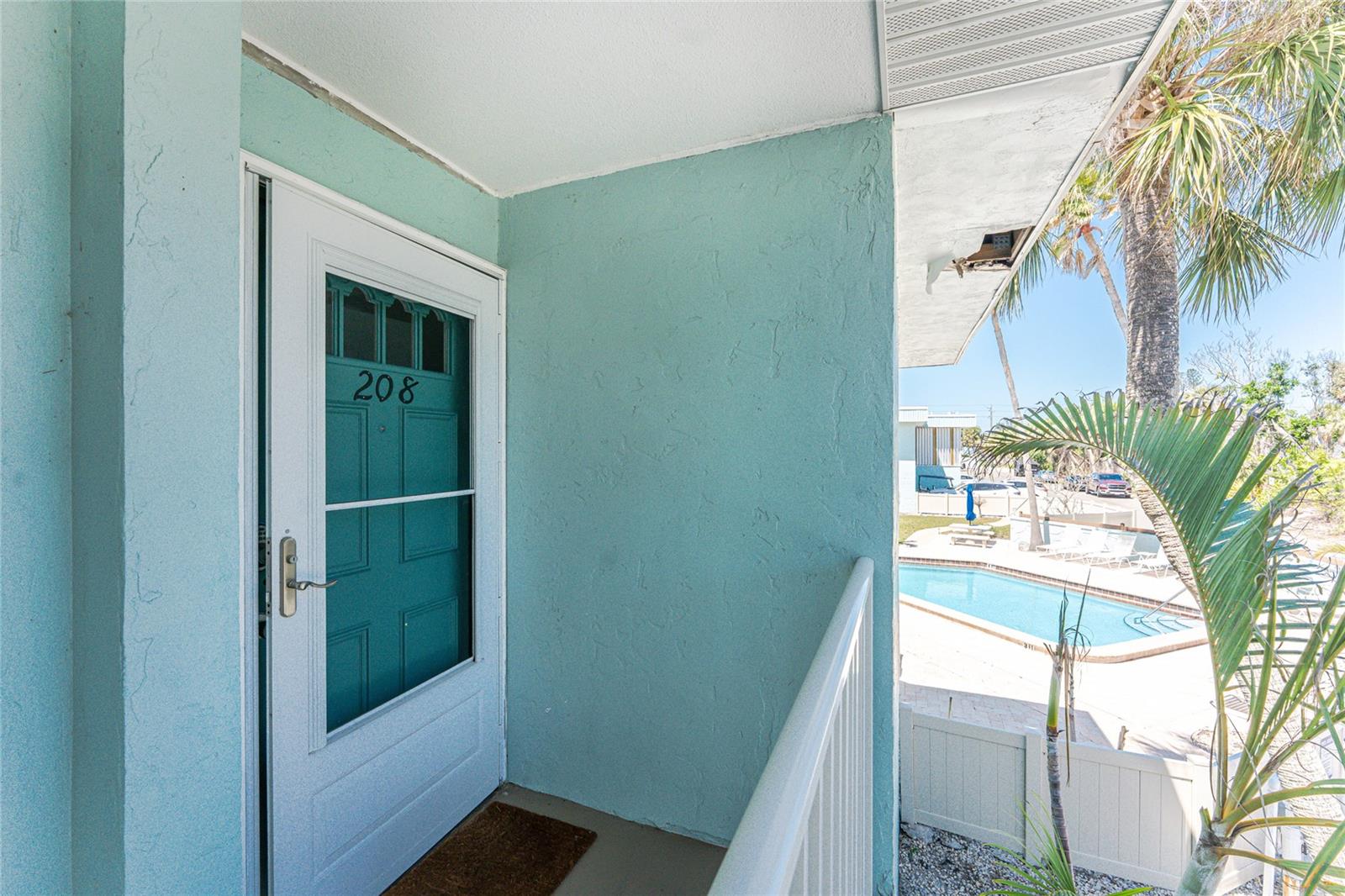 TIKI APTS BLDG 01 - Residential