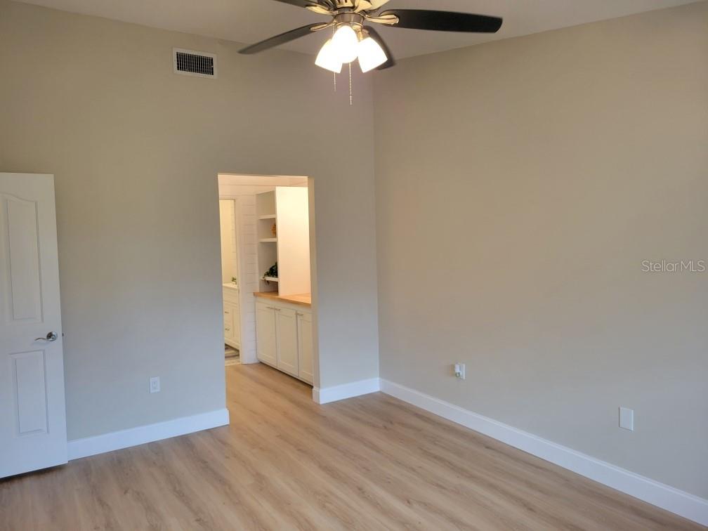 HAMPSTEAD HEATH - Residential